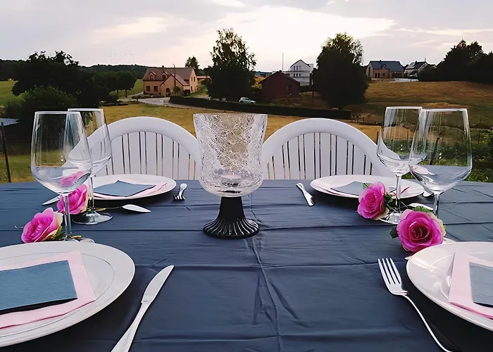 Au Chant Des Roches - Parking - Wifi - Terrasse - Chambres Familiales - Cerfontaine