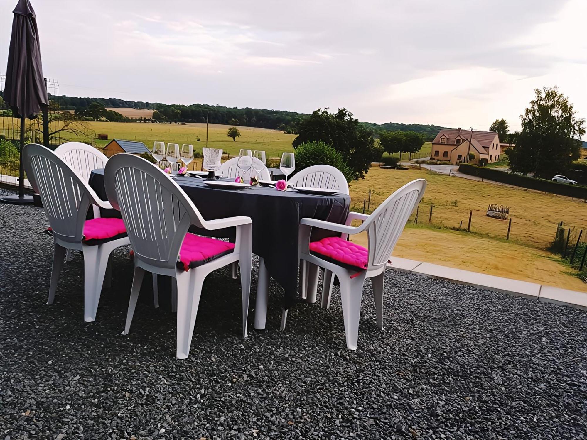 Au Chant Des Roches - Parking - Wifi - Terrasse - Familiales - Casa de Férias