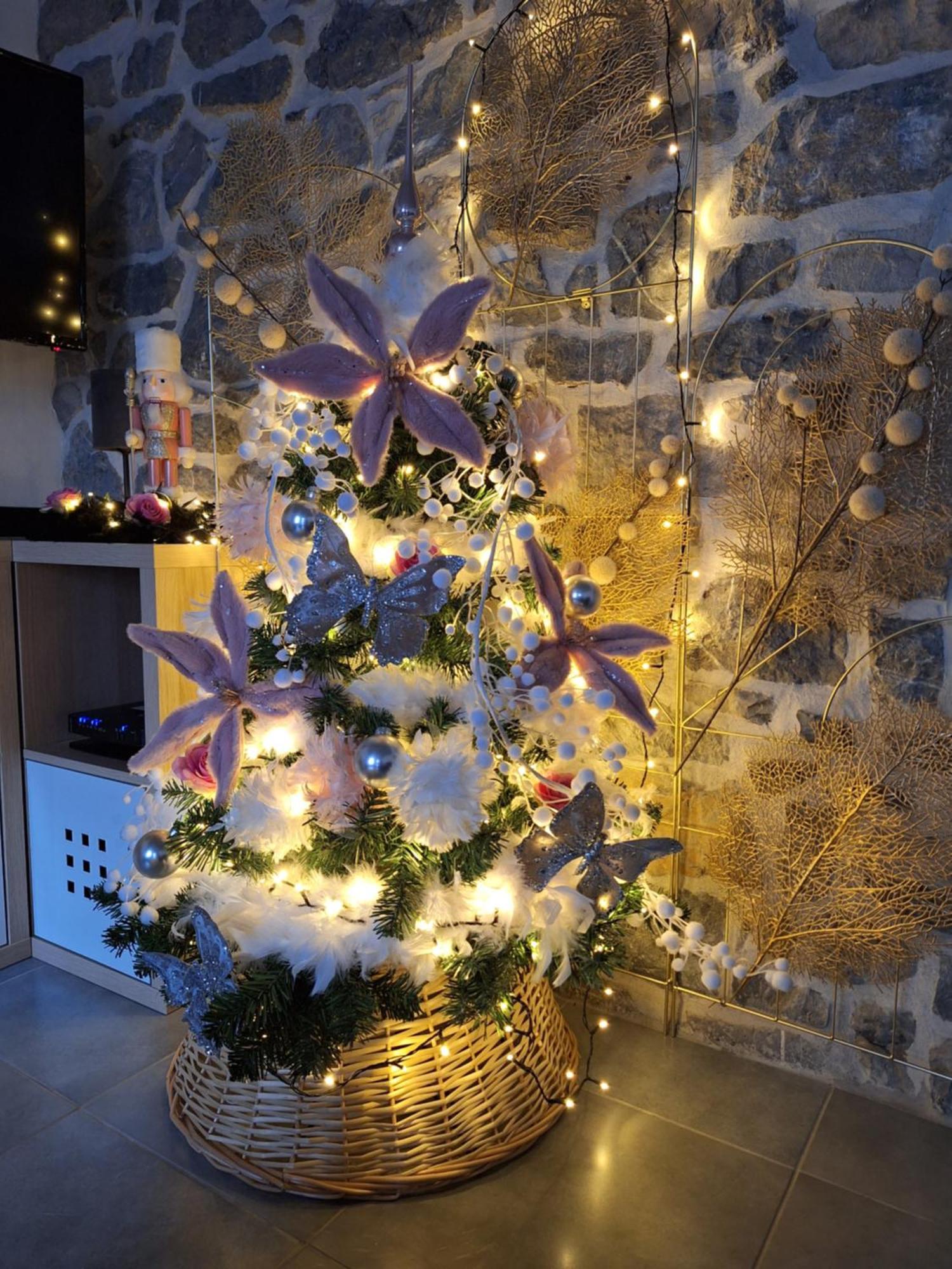 Au Chant Des Roches - Parking - Wifi - Terrasse - Familiales -