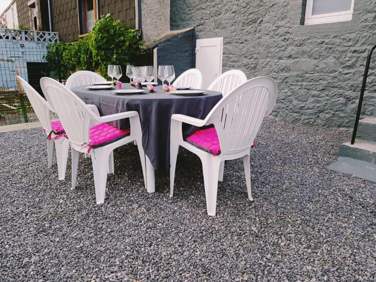 Au Chant Des Roches - Parking - Wifi - Terrasse - Familiales - Casa de Férias